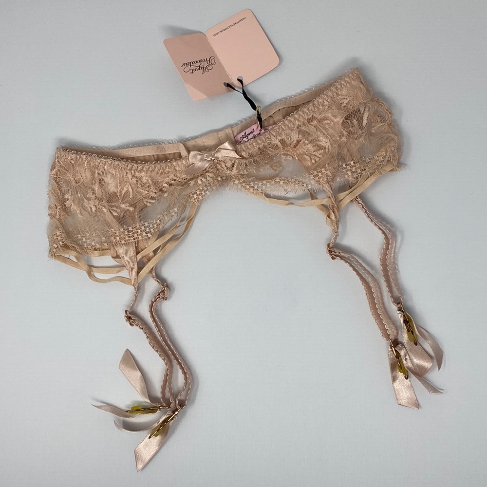 Agent Provocateur Beige Lace Garter Belt